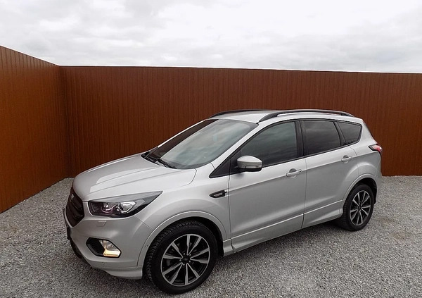 Ford Kuga cena 77900 przebieg: 58000, rok produkcji 2019 z Bielawa małe 562